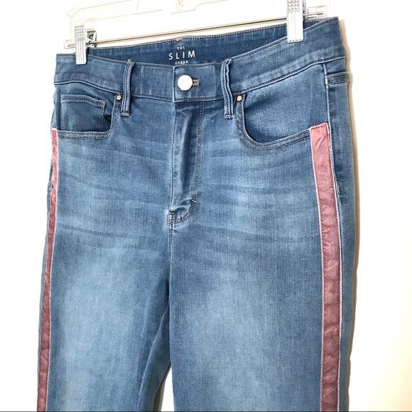 WHBM High-Rise Everyday Soft Denim Slim Ankle Jeans With Piping Detail - Picture 4 of 10